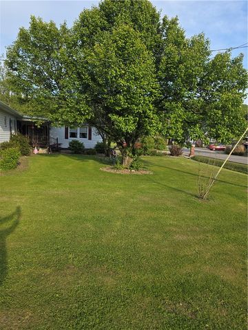 409 Oak St, North Union Twp, PA 15445