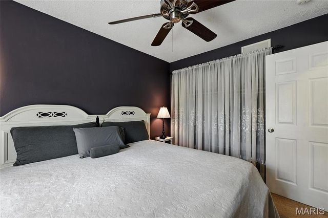 5527 Pierre Court, St Louis, MO 63128
