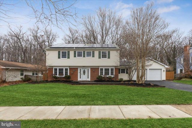 13113 MADONNA LN, Fairfax, VA 22033