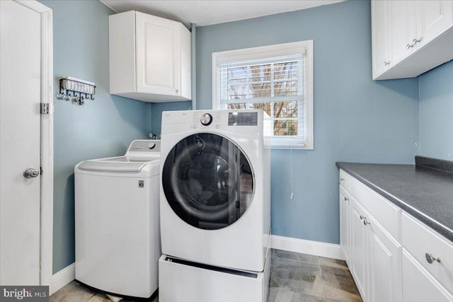 13113 MADONNA LN, Fairfax, VA 22033