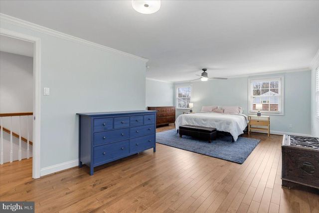 13113 MADONNA LN, Fairfax, VA 22033