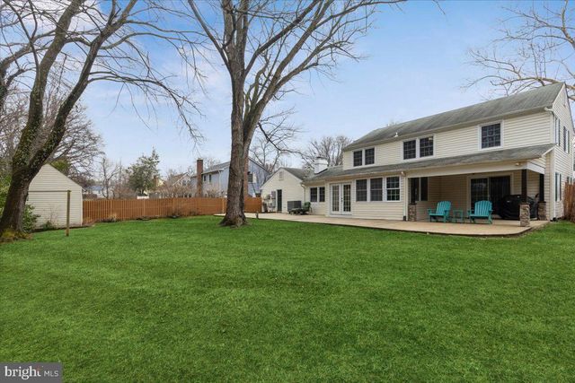 13113 MADONNA LN, Fairfax, VA 22033