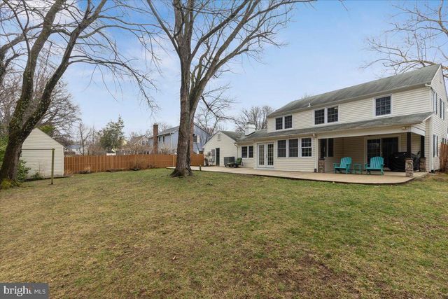 13113 MADONNA LN, Fairfax, VA 22033