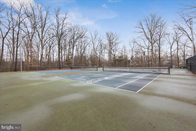 13113 MADONNA LN, Fairfax, VA 22033