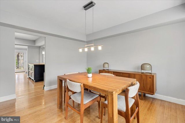 13113 MADONNA LN, Fairfax, VA 22033