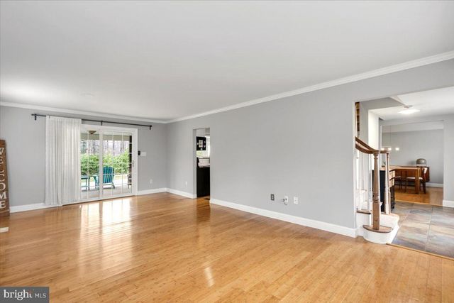 13113 MADONNA LN, Fairfax, VA 22033