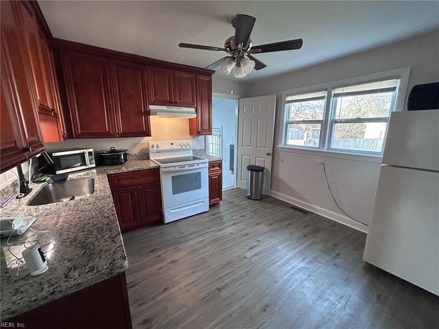 239 Burgoyne RD, Norfolk, VA 23503