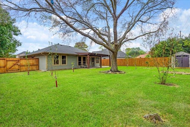 6123 Springhaven Drive, Houston, TX 77396