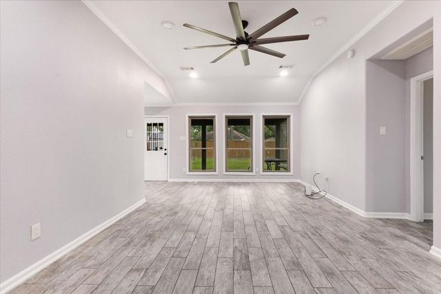 6123 Springhaven Drive, Houston, TX 77396