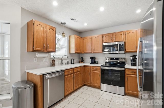 6000 Carriage Oaks Drive, Charlotte, NC 28262
