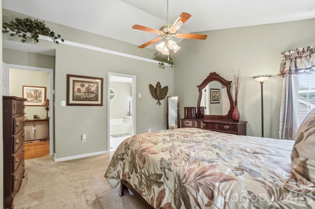 6000 Carriage Oaks Drive, Charlotte, NC 28262