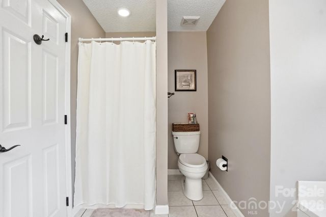 6000 Carriage Oaks Drive, Charlotte, NC 28262