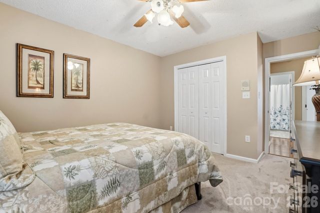 6000 Carriage Oaks Drive, Charlotte, NC 28262