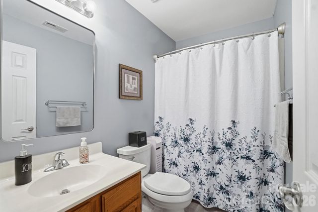 6000 Carriage Oaks Drive, Charlotte, NC 28262