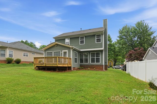 6000 Carriage Oaks Drive, Charlotte, NC 28262