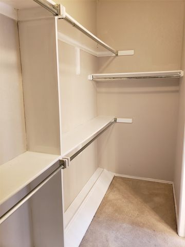 940 S Old Orchard Lane, Lewisville, TX 75067