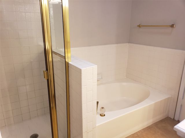 940 S Old Orchard Lane, Lewisville, TX 75067