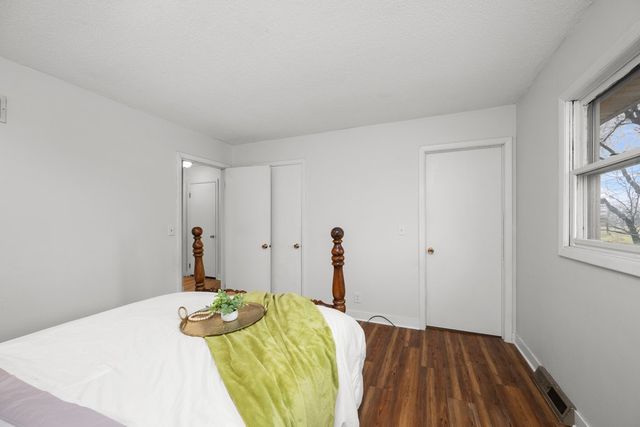 2704 29th Street, Bettendorf, IA 52722