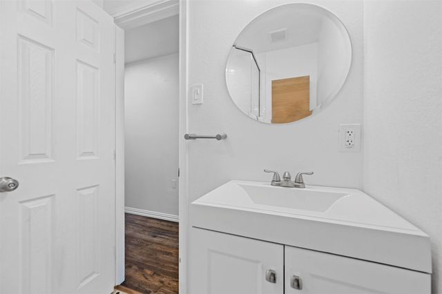 11015 Stallcup Drive, Dallas, TX 75228