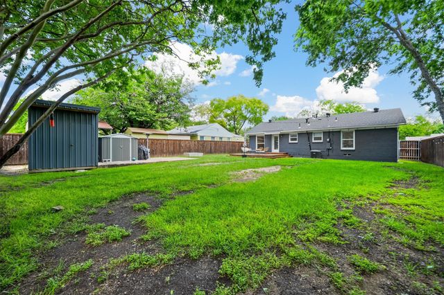 11015 Stallcup Drive, Dallas, TX 75228