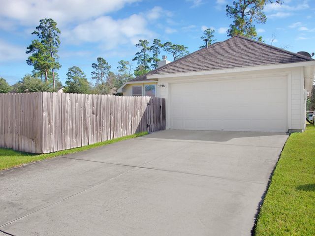 18 Powers Bend Way, The Woodlands, TX 77382