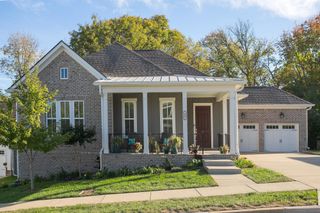 605 Quiet Cir, Nolensville, TN 37135