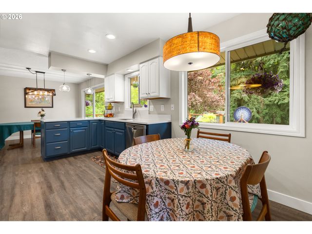 16612 Sw VILLA Rd, Sherwood, OR 97140