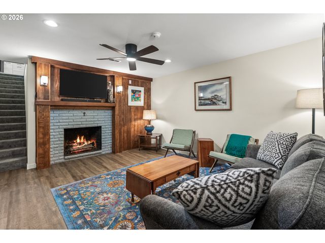 16612 Sw VILLA Rd, Sherwood, OR 97140