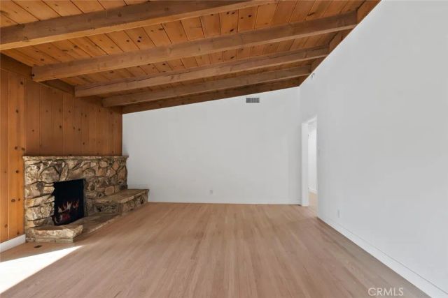 8537 Langdon, North Hills, CA 91343