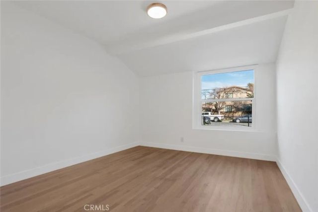 8537 Langdon, North Hills, CA 91343