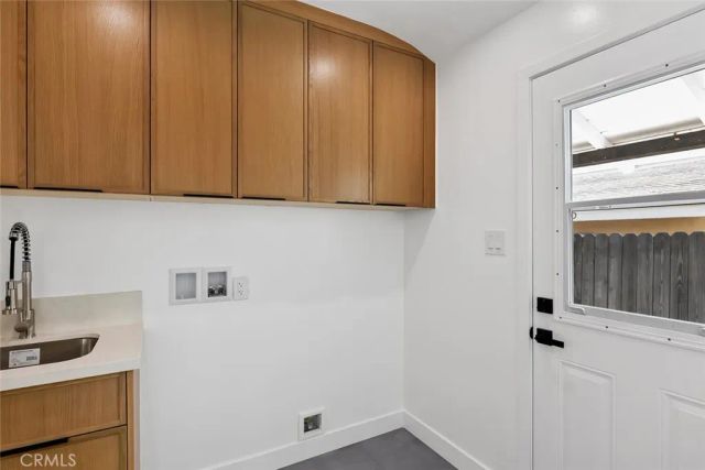 8537 Langdon, North Hills, CA 91343