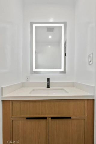 8537 Langdon, North Hills, CA 91343