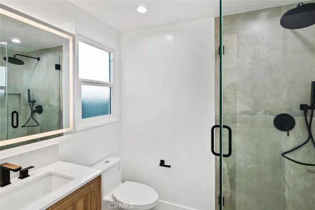 8537 Langdon, North Hills, CA 91343