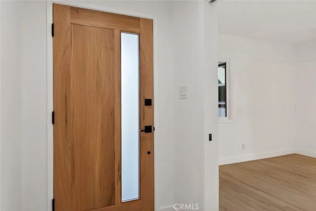 8537 Langdon, North Hills, CA 91343