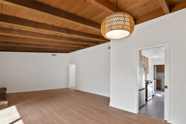 8537 Langdon, North Hills, CA 91343