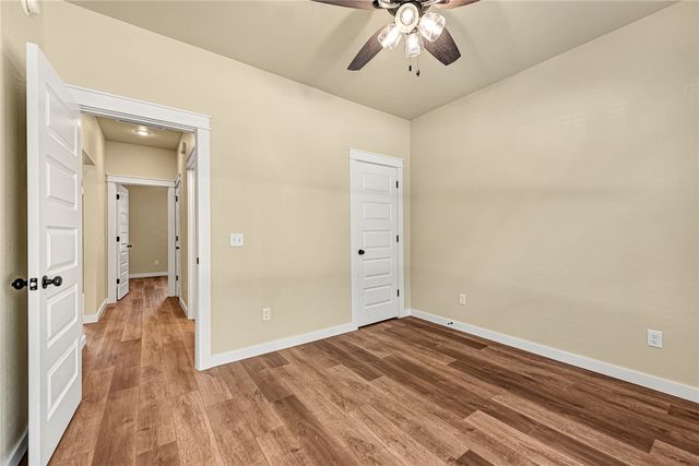 27 Exminster Lane, Bella Vista, AR 72714