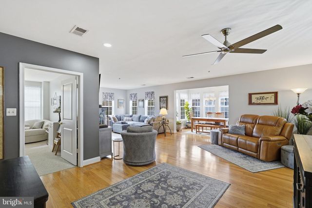 6696 CLUB HOUSE LN #104, Warrenton, VA 20187