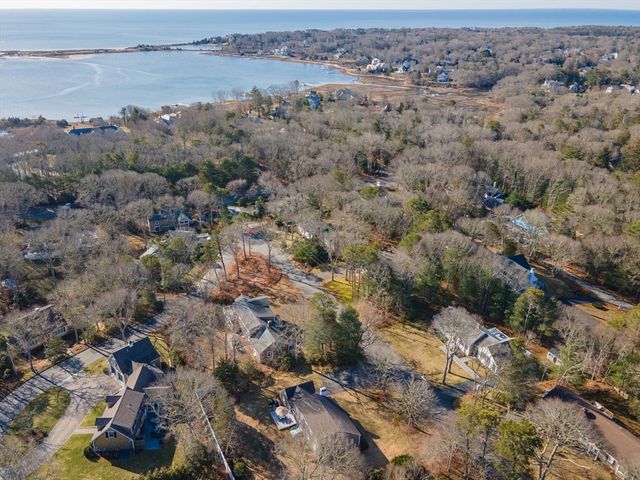 48 Bayview Cir, Barnstable, MA 02655