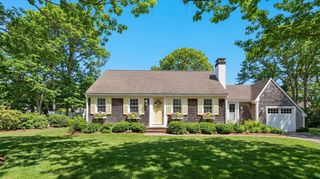 48 Bayview Cir, Barnstable, MA 02655