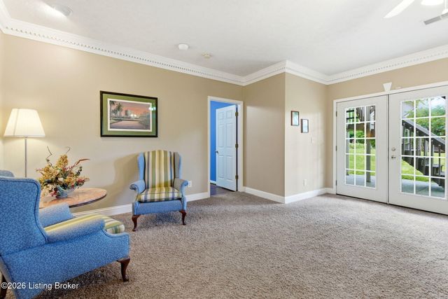 1513 Mahogany Run Dr, La Grange, KY 40031