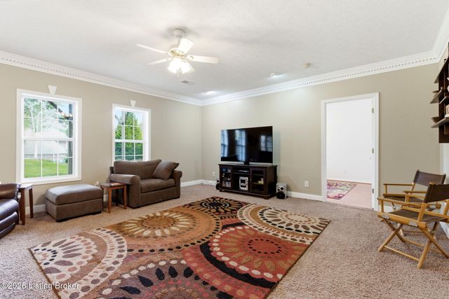 1513 Mahogany Run Dr, La Grange, KY 40031