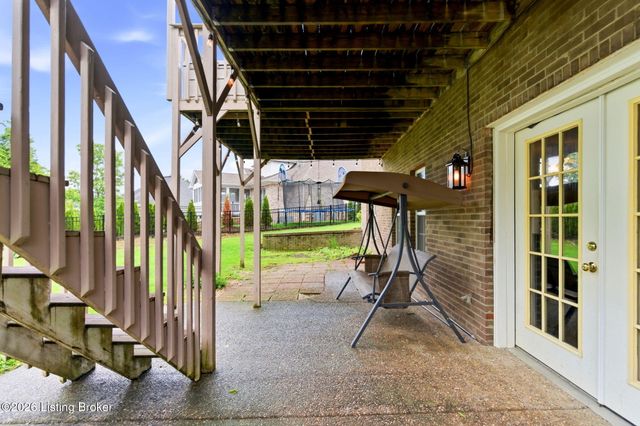1513 Mahogany Run Dr, La Grange, KY 40031