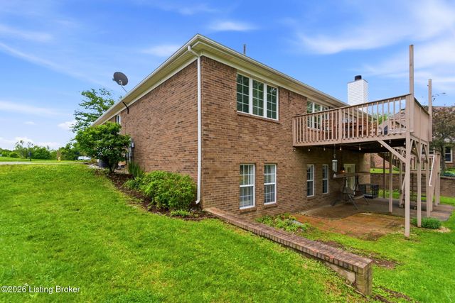 1513 Mahogany Run Dr, La Grange, KY 40031