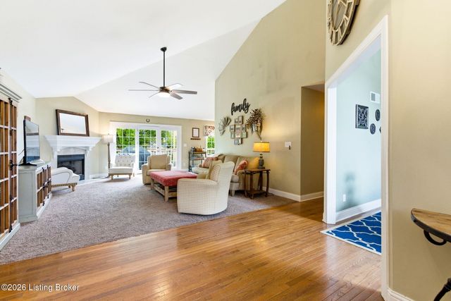 1513 Mahogany Run Dr, La Grange, KY 40031