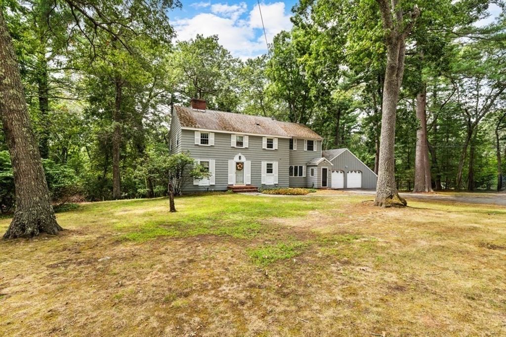 29 Apple Hill Lane, Lynnfield, MA 01940
