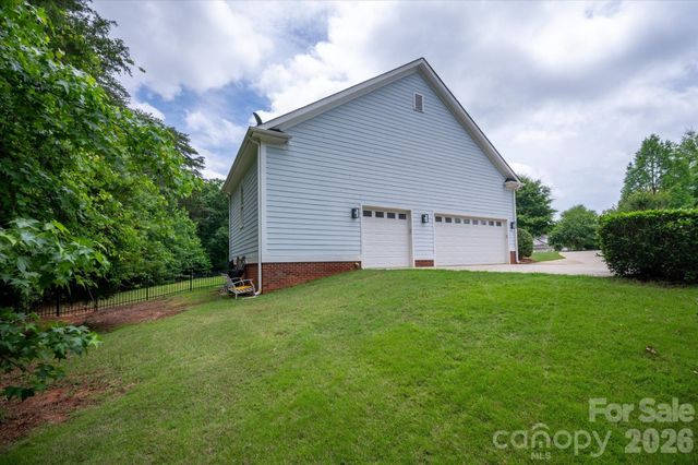 5752 Morris Hunt Drive, Fort Mill, SC 29708