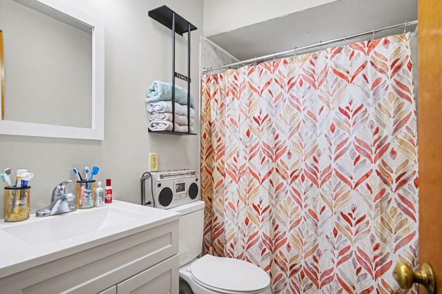 1759 Cambridge Drive Se, City Of Grand Rapids, MI 49506