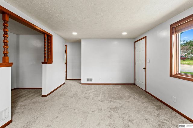 1615 Valley Street, Plattsmouth, NE 68048