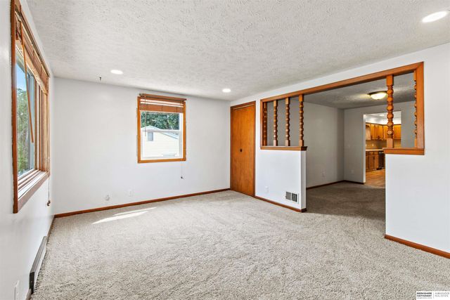 1615 Valley Street, Plattsmouth, NE 68048