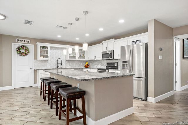 9502 Campton Farms, San Antonio, TX 78250